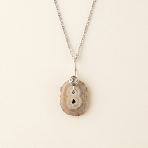 #05 One Piece- Agate Slice Necklace Silver
