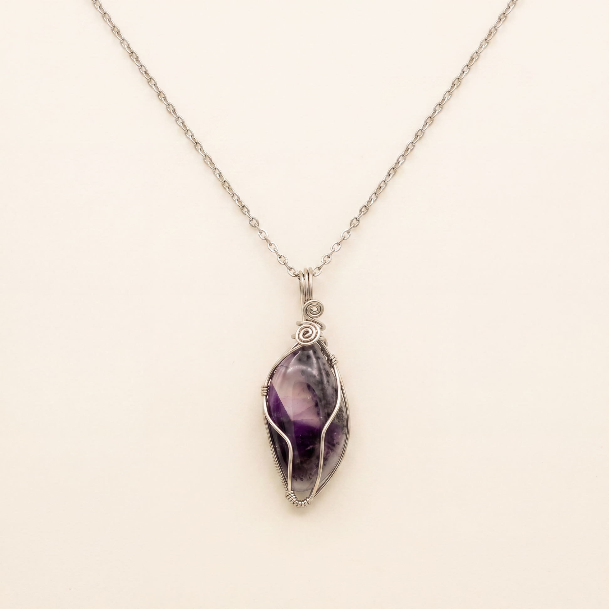 #30 One Piece – Chevron Amethyst Necklace Silver