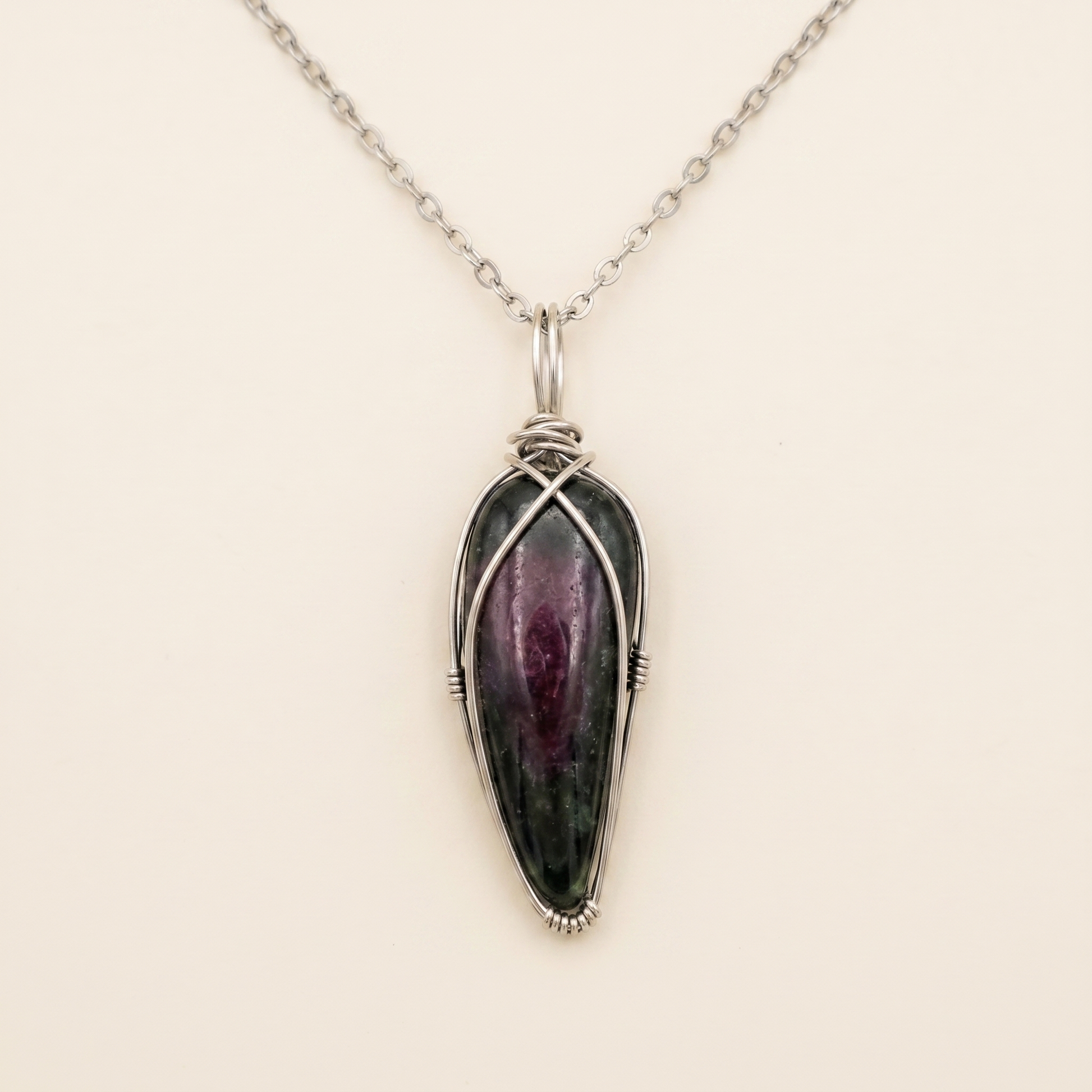 #28 One Piece – Ruby in Zoisite Necklace Silver