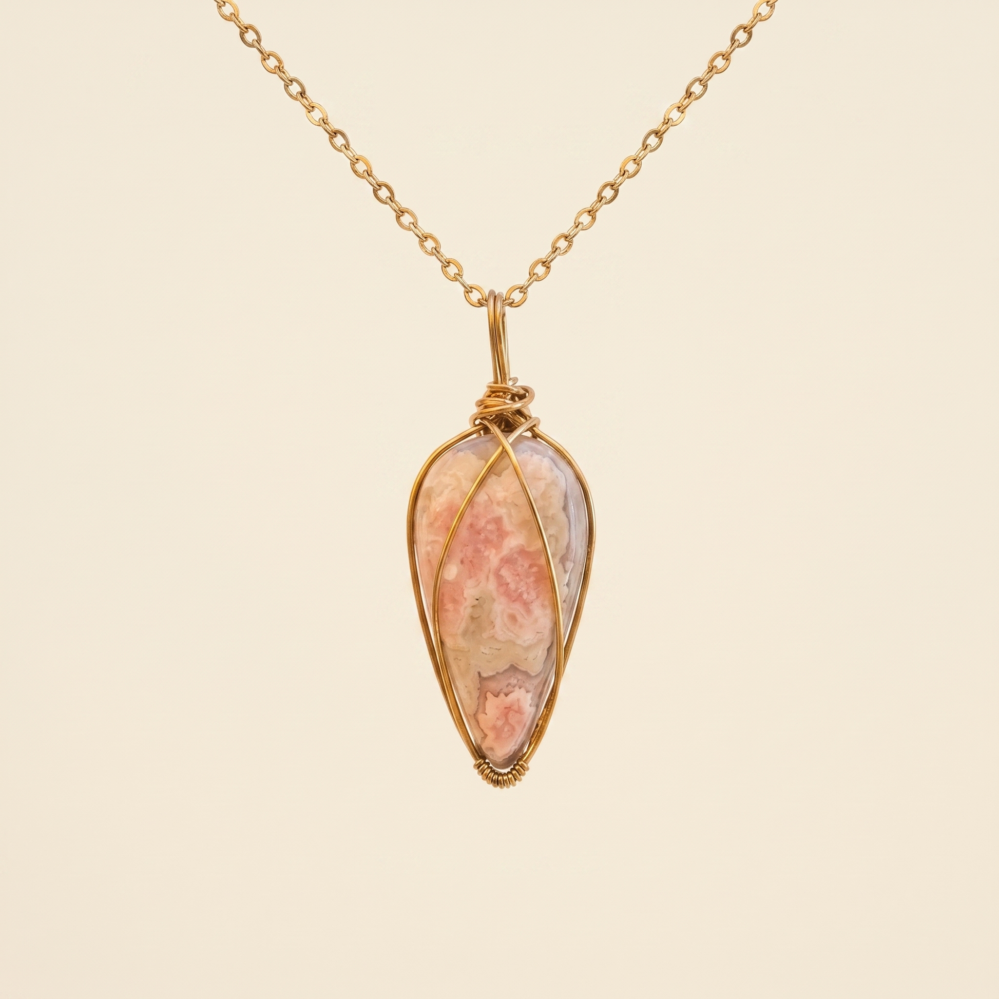 #15 One Piece – Rhodochrosite Necklace Gold